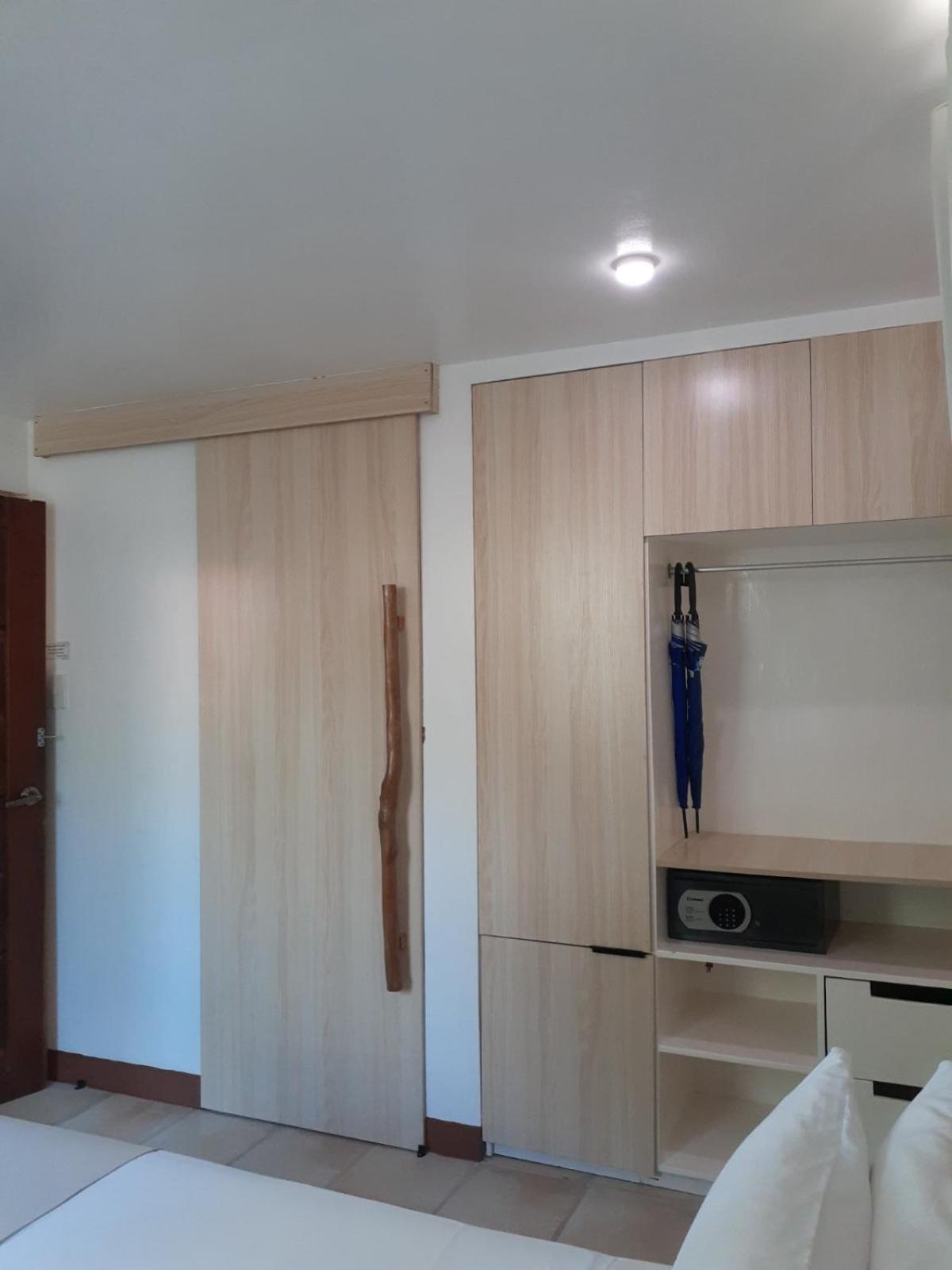 Bluewaves House