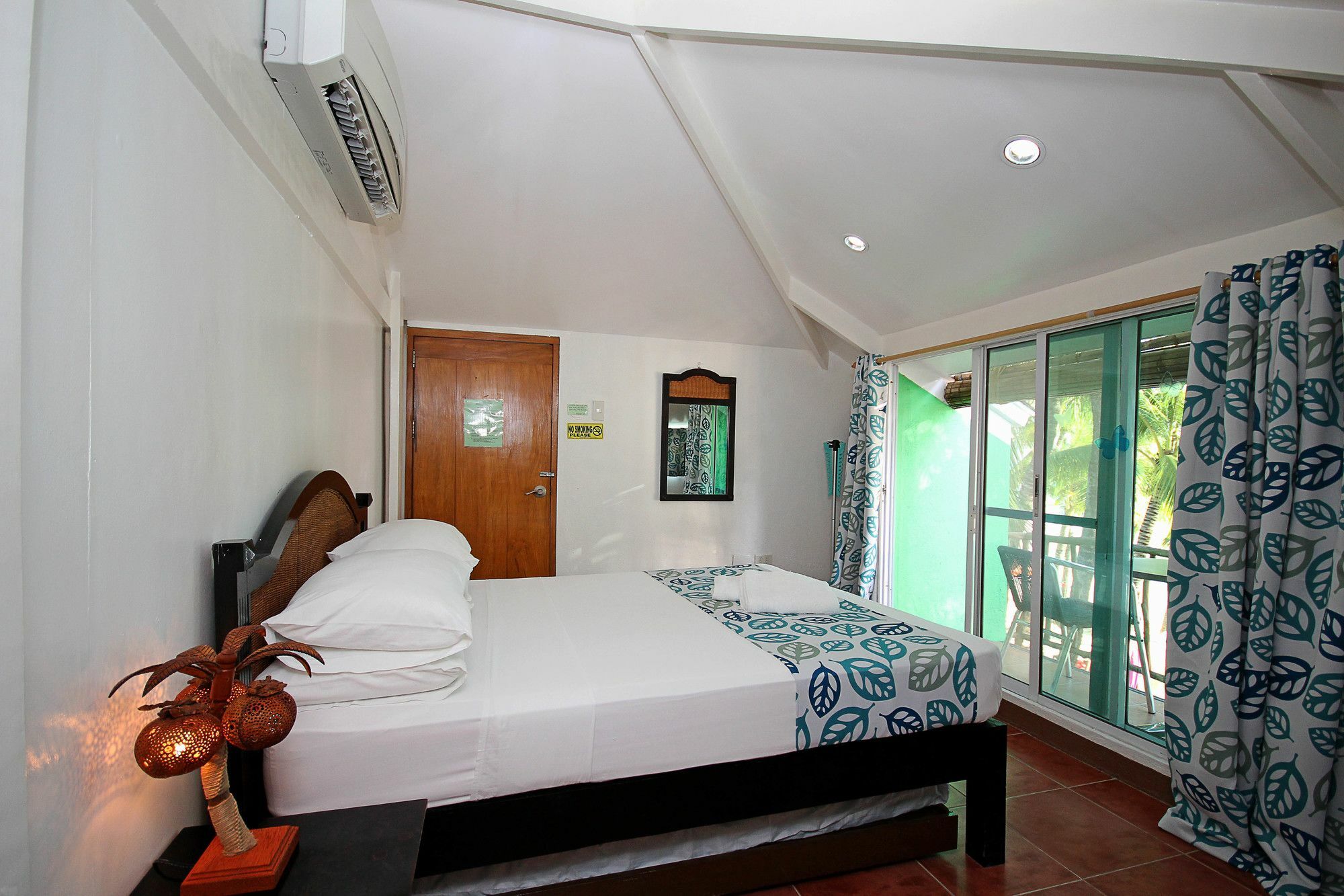 Bluewaves House
